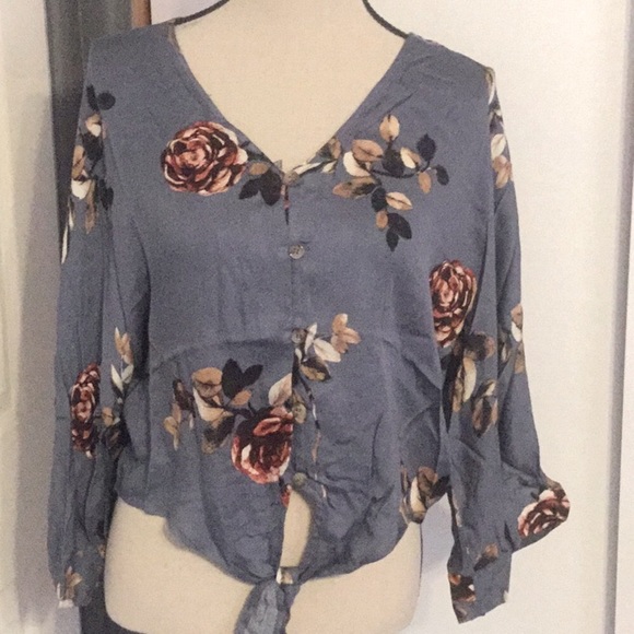 ❌DONATED❌Indigo Blue Floral Print Button Down Knotted Tie Top - Picture 3 of 9